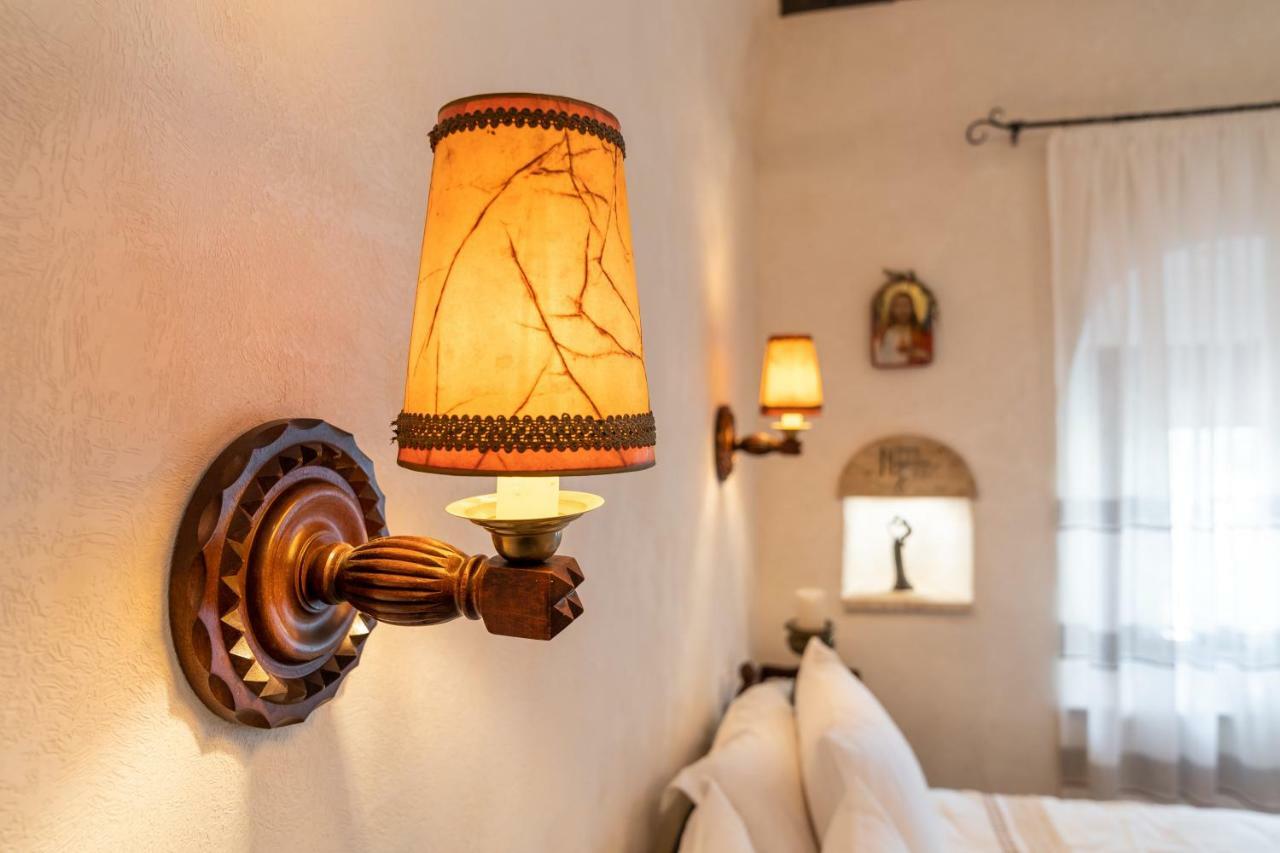 Historic Apartment In The Heart Of The City Veliko Tarnovo Eksteriør billede